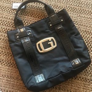 Brand new guess bag super cute!! Nylon beach